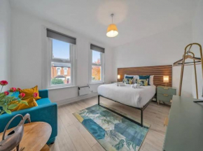 Cosy West London flat Discover & Live London Pass the Keys